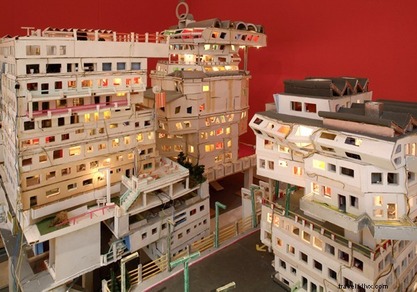 パリで見逃せない『The Museum of Everything』：消える前に必見の展示