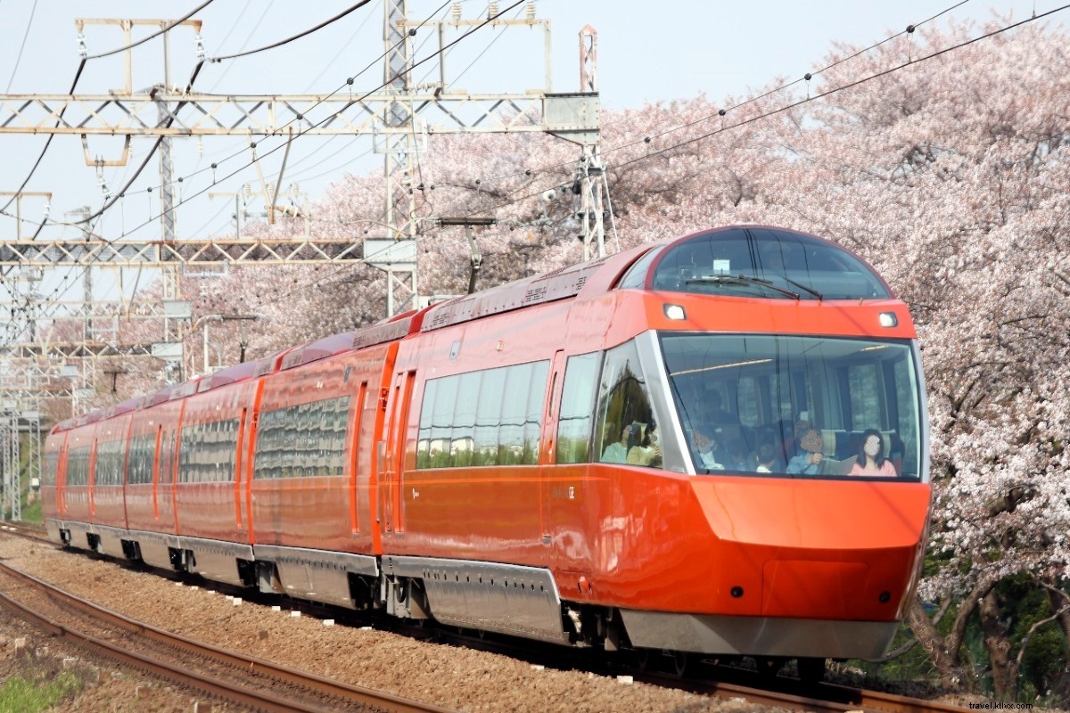 東京発・電車で巡る大仏・湖・富士山の絶景4日間旅行ガイド