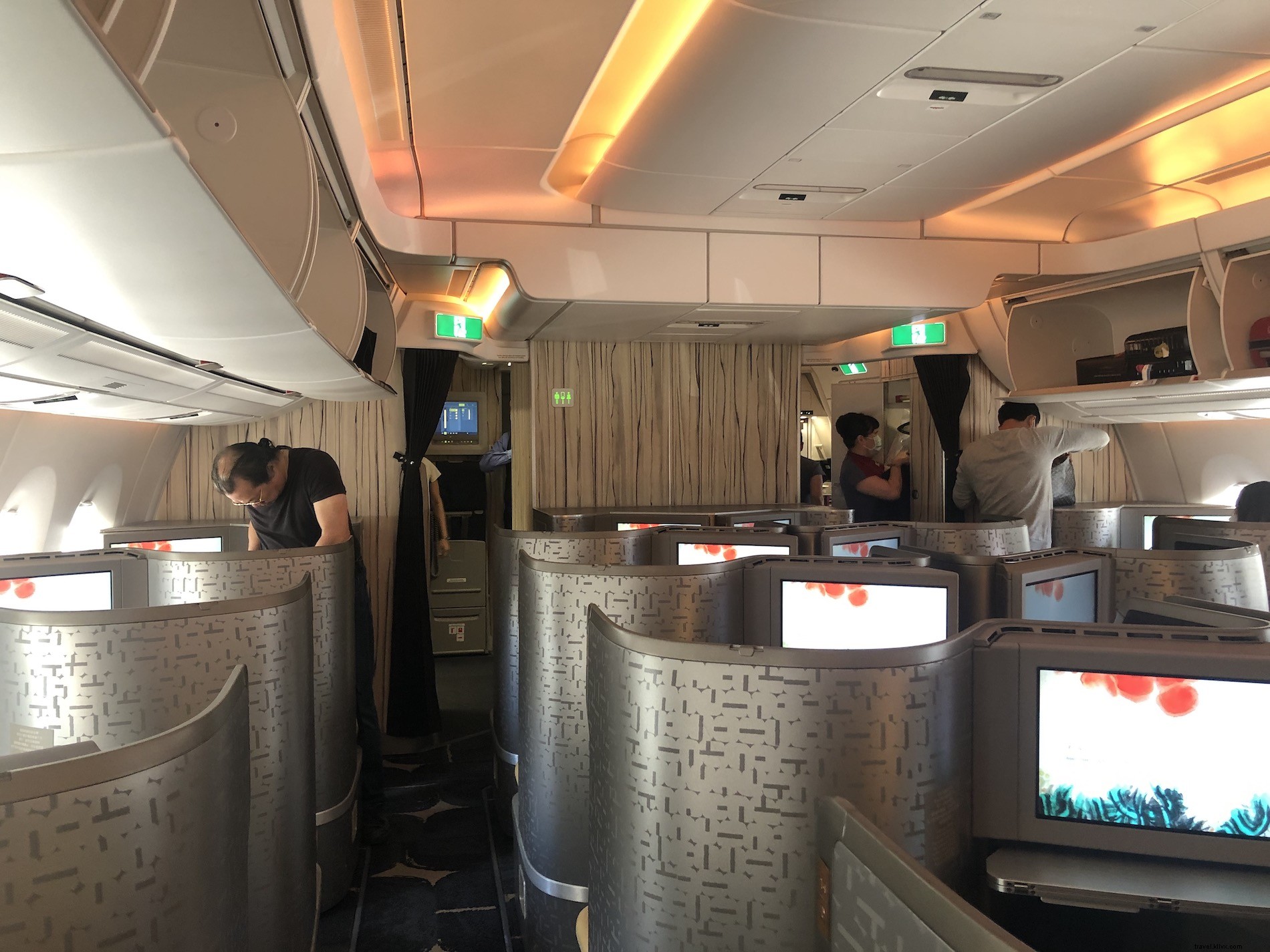 トラベルハッキング入門:無料航空券とホテル宿泊を手に入れる方法