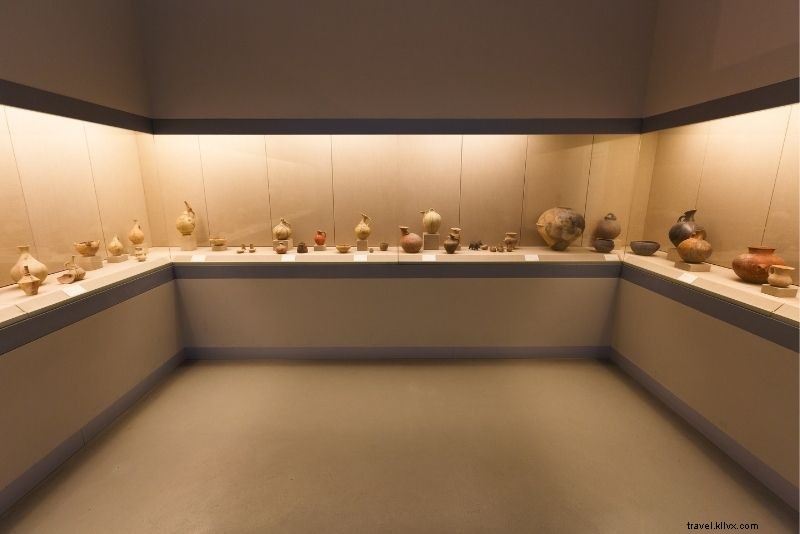 サントリーニ島で体験したい50の楽しいアクティビティ