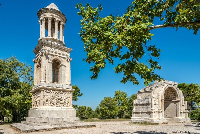 マルセイユ発!おすすめ日帰り旅行22選 – ラベンダー畑やカランクなど