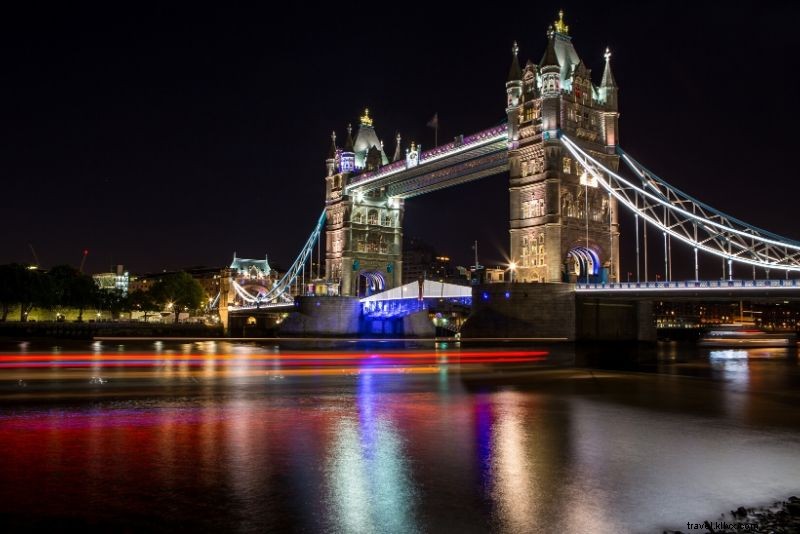 ロンドンの夜を楽しむベスト15ツアー – どれを選ぶべき?