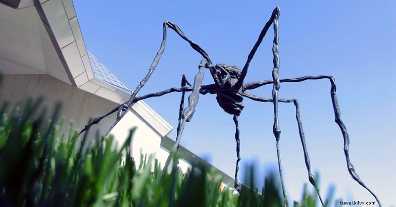 カンザスシティで心に残る壁画と彫刻