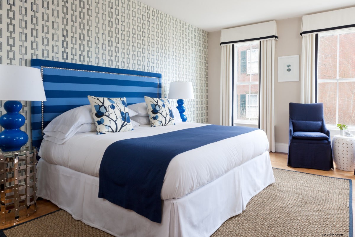 ナンタケットのBreeziest Hotelにチェックイン