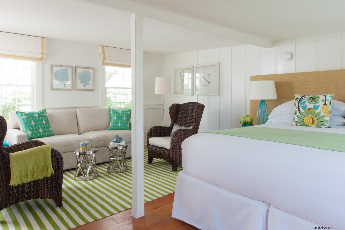 ナンタケットのBreeziest Hotelにチェックイン