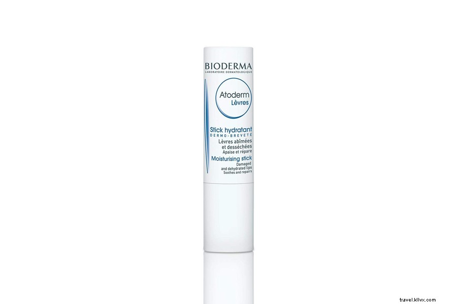 フランスの最高美容アイテムで美しさを保つ—全てオンラインで購入可能