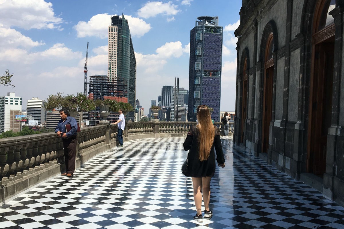 このアプリで新しい旅行の親友（BFF）を見つけよう