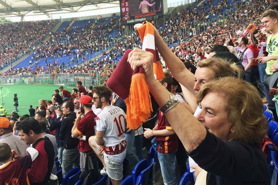 ローマでサッカー観戦するときは、間違ったチームを応援しないで