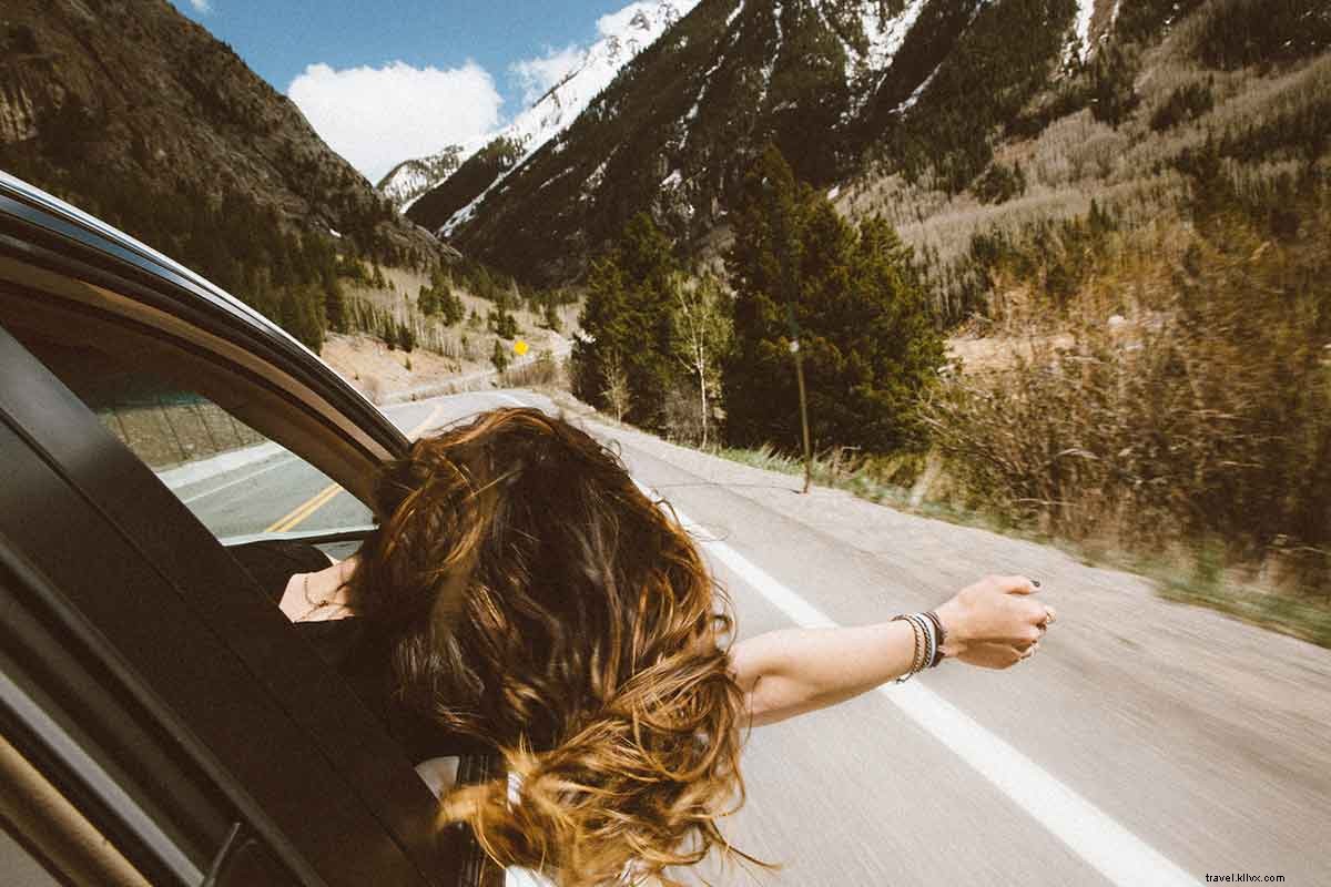 耳で旅する休暇：探検好きなあなたへおすすめポッドキャスト8選