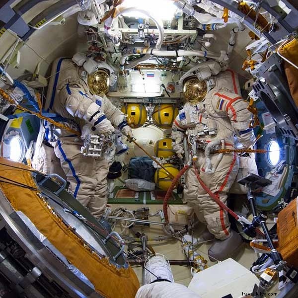 宇宙旅行前に知っておきたい10のポイント