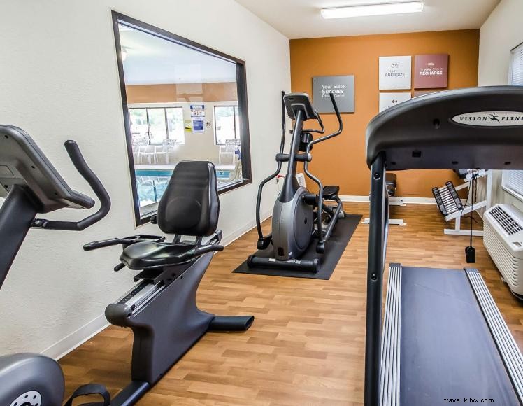 コンフォートスイーツ プレストンバーグ – 快適な滞在と充実設備