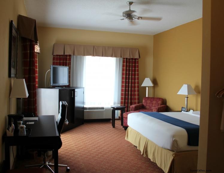 Holiday Inn Express（リッチモンド）ホテル