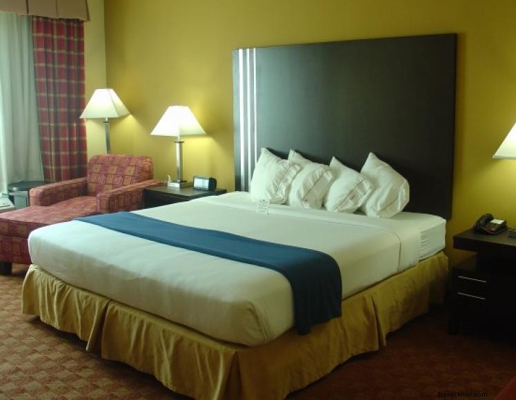Holiday Inn Express（リッチモンド）ホテル