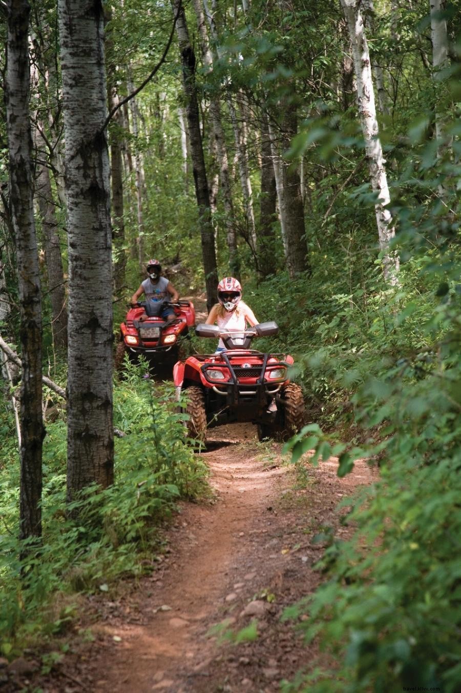 メサビ鉄山で楽しむサイクリングとATVオフロード体験