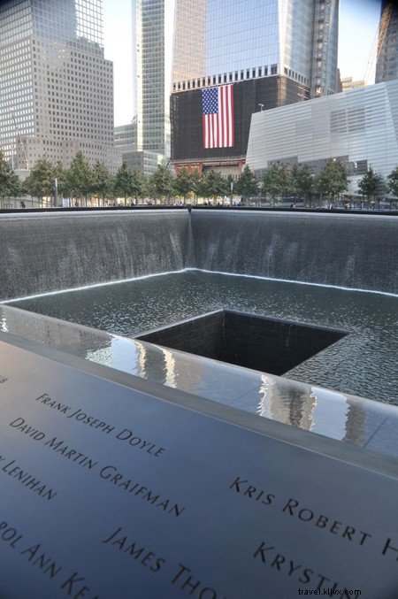 不在の映像：9/11メモリアルプレビュー