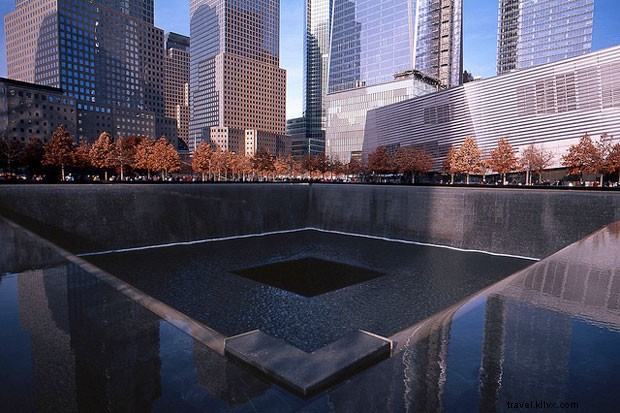 9/11メモリアル・ミュージアム：広大な展示空間でアメリカの悲劇を体感する