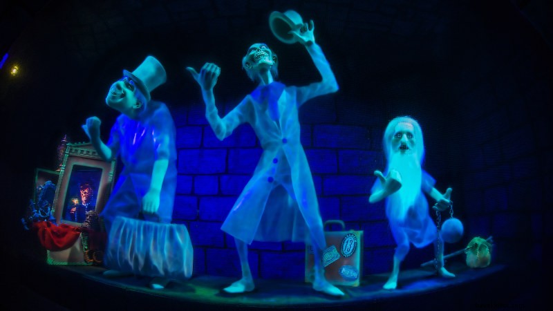 ディズニー・アフターアワーズ・ブー・バッシュでハロウィンの魔法トリックとスイーツをゲットしよう