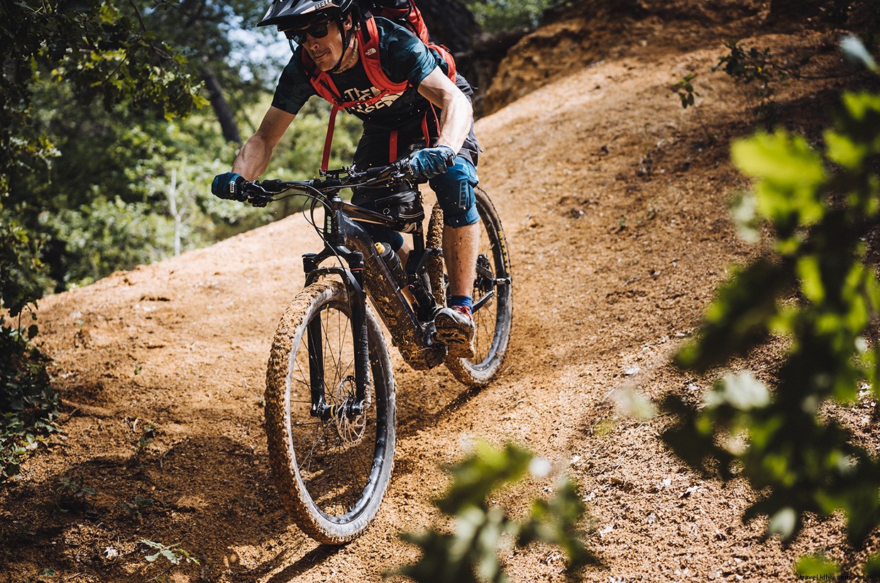 ツール・ド・アルピーユ：ベビーと自転車で巡るフランス近郊クライミング旅行