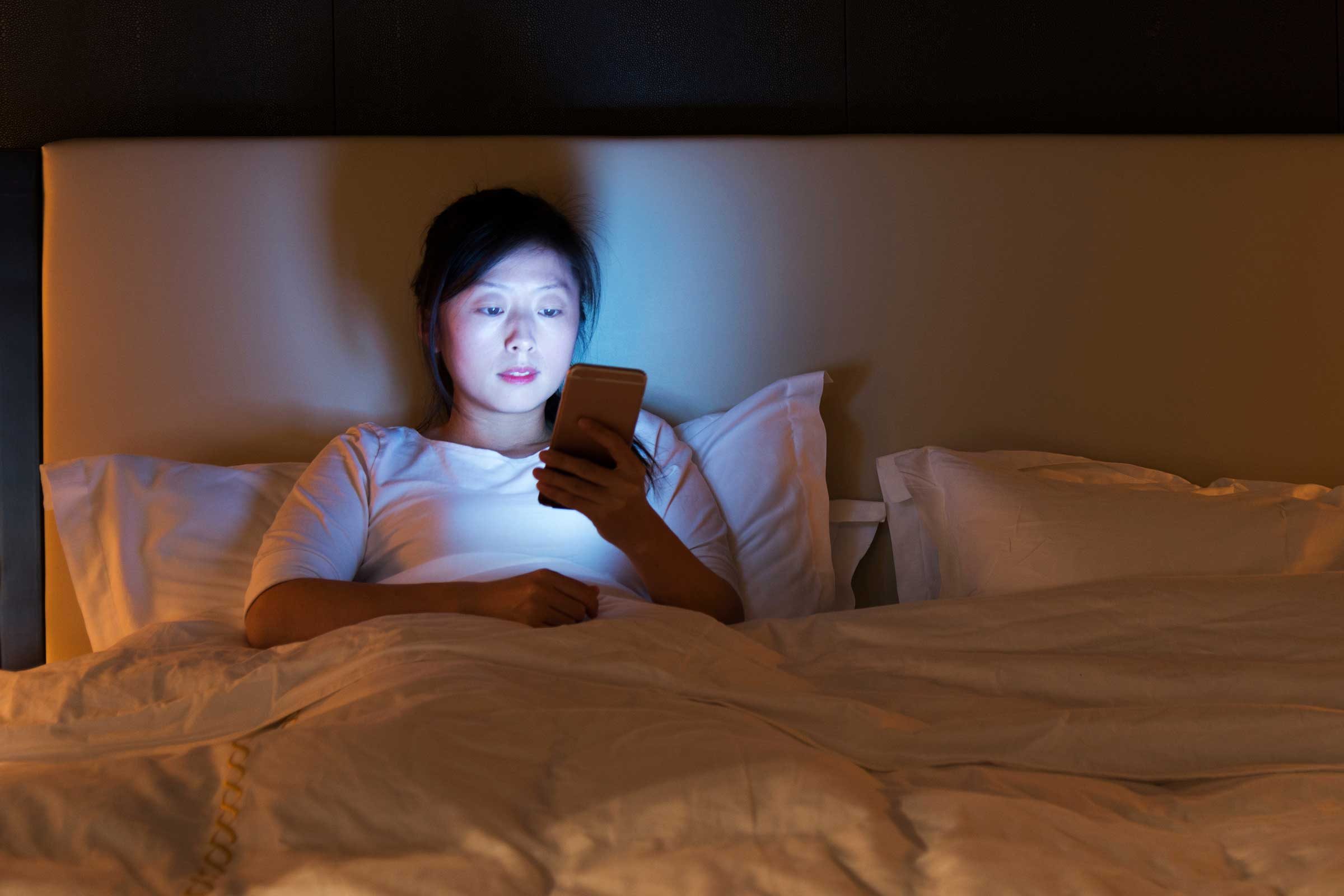 旅行中に眠れない？快適に眠るための17のヒント