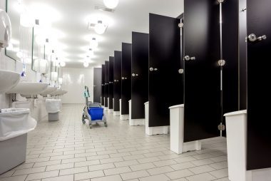 公衆トイレで守るべき8つの暗黙のエチケット