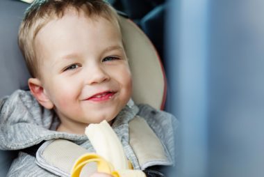 旅行前に子どものメルトダウンを防ぐ10の創造的ヒント