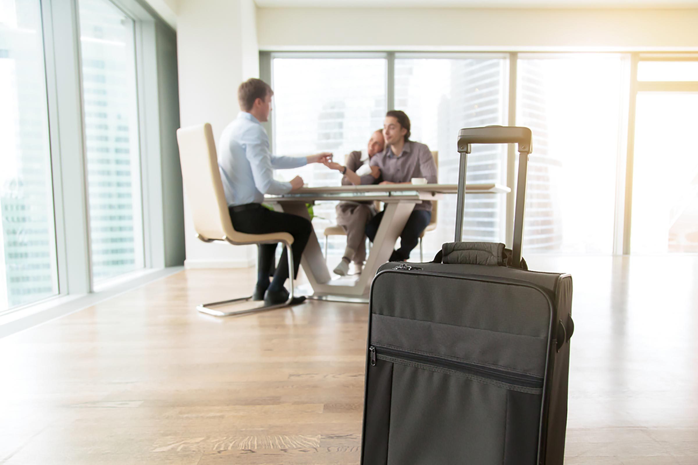 旅行予約会社が隠す11の裏ワザ