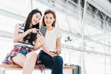大金をかけずに海外でスマホを使う9つの簡単な方法