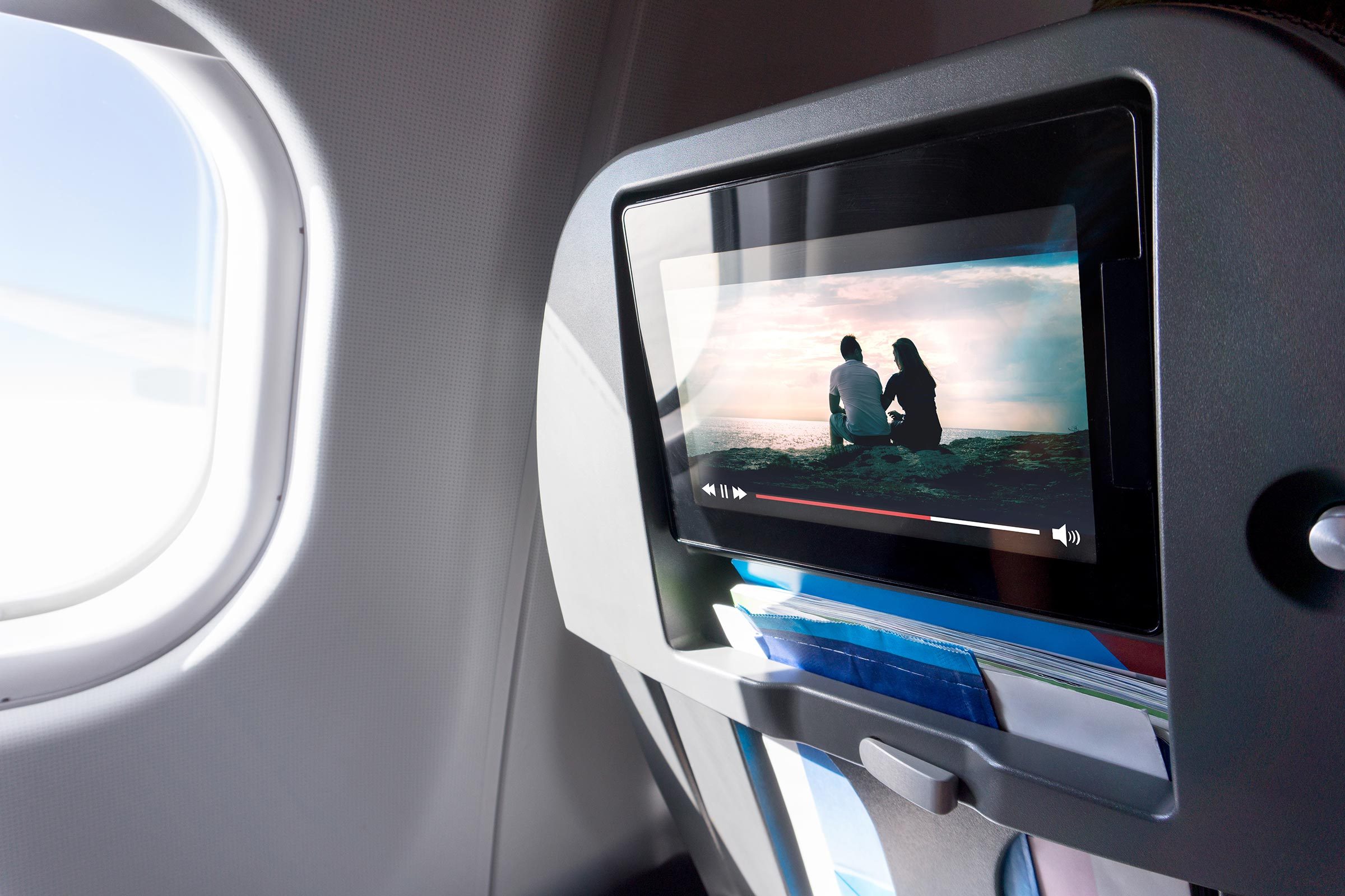 飛行機でまだ無料で受けられる11のサービス